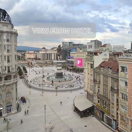 Hotel Square Скопие Екстериор снимка
