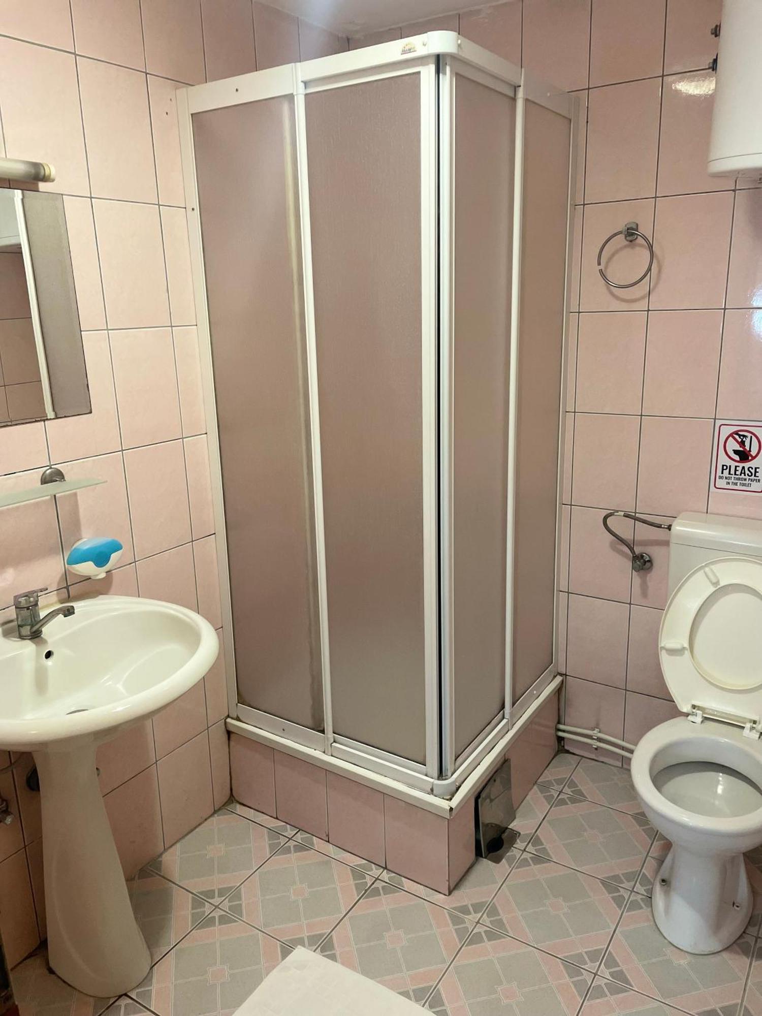 Hotel Square Скопие Екстериор снимка