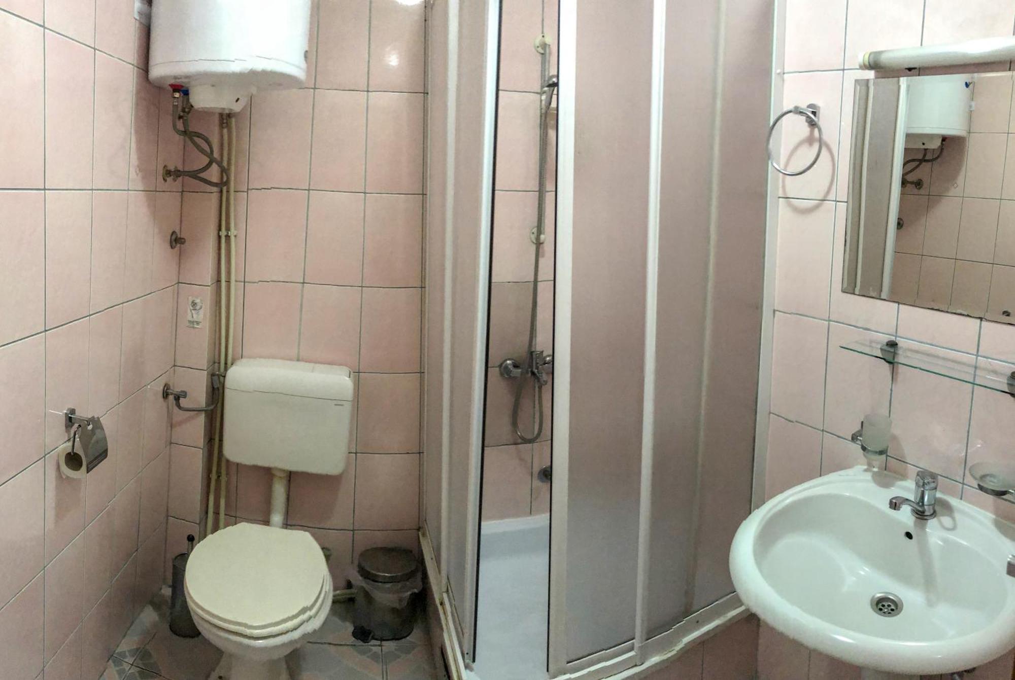 Hotel Square Скопие Екстериор снимка