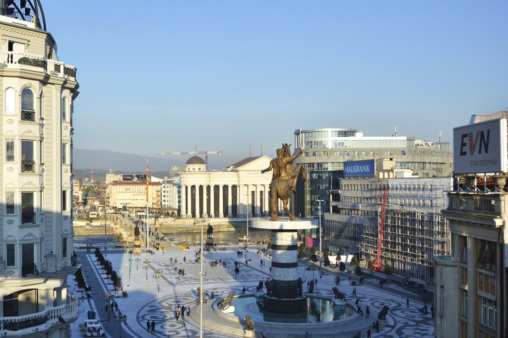 Hotel Square Скопие Екстериор снимка