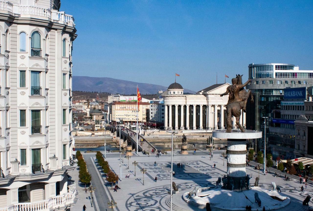 Hotel Square Скопие Екстериор снимка