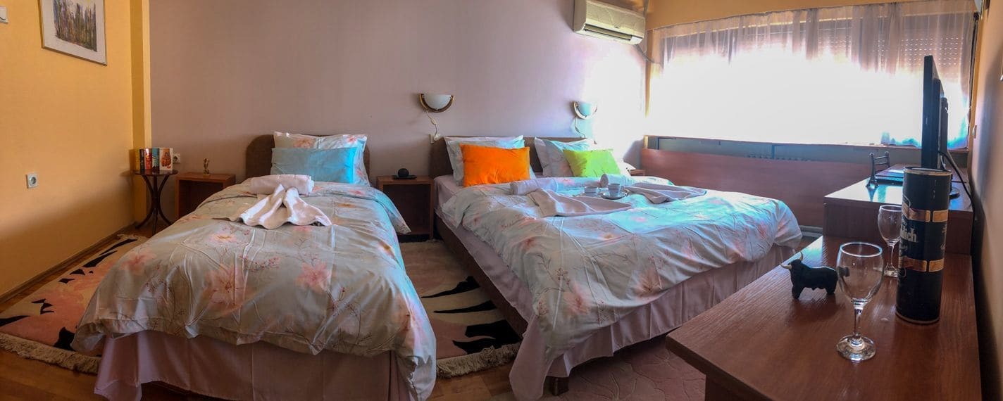 Hotel Square Скопие Екстериор снимка